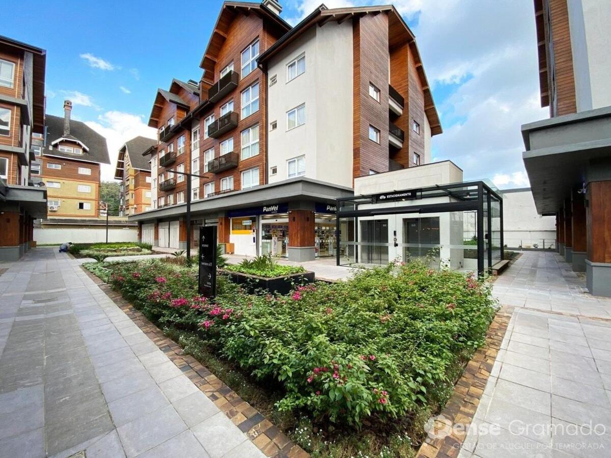 Apartamento 2 Suites - 650M Da Rua Coberta Gramado Exterior photo